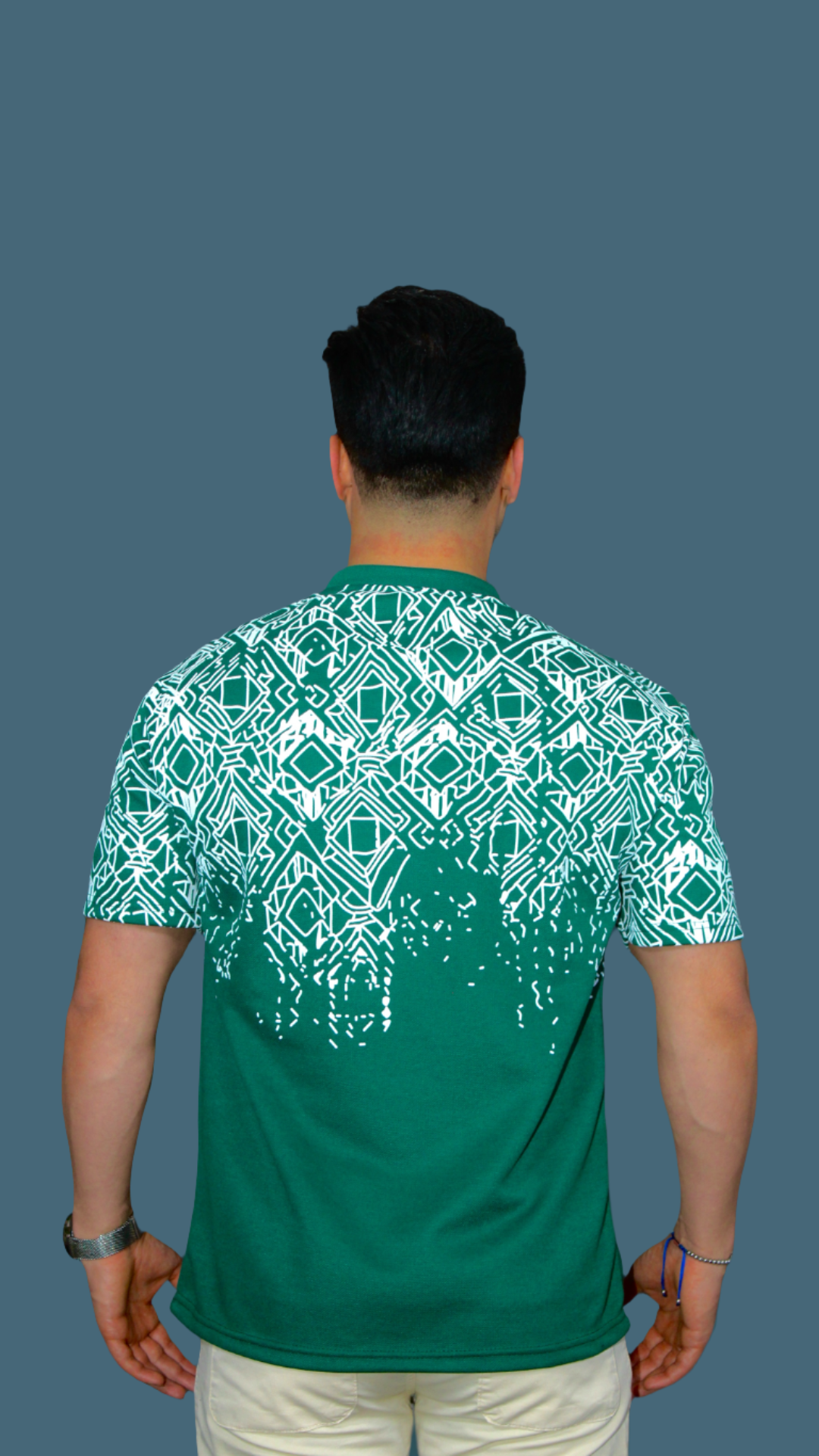 MEMZ PATTERNED TEE IN GREEN