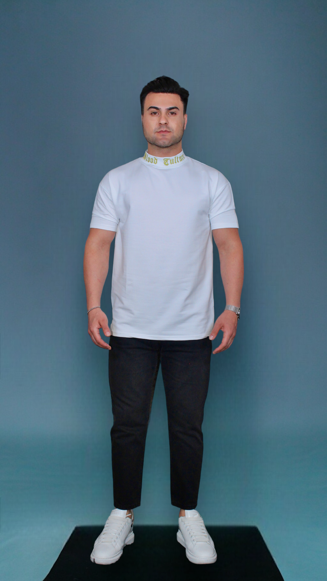 MEMZ SIGNATURE TURTLENECK TEE IN WHITE