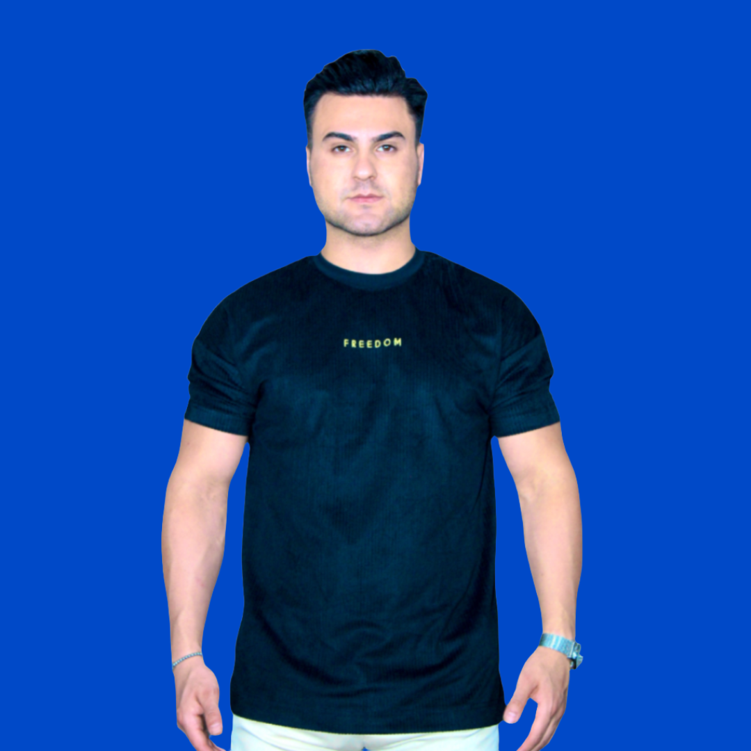 MEMZ FREEDOM SLIM TEE IN BLACK